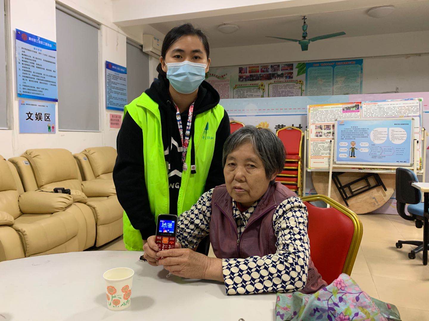 上海：养老机构“缺医少药”解决了吗？